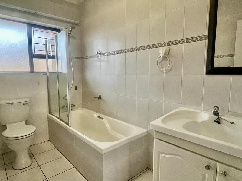 2 Bedroom Property for Sale in Linkside Western Cape
